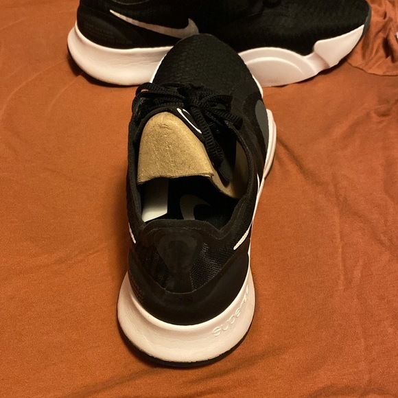 Nike SuperRep Go- preowned - Picture 3 of 7